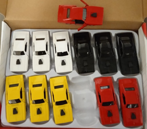 DIE CAST MODEL METAL CAR 12'Lİ KUTU
